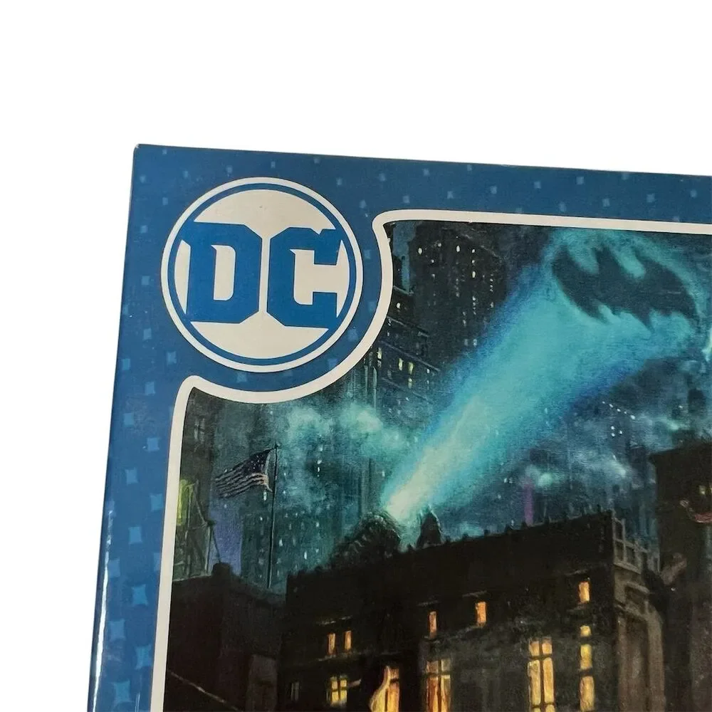 Thomas Kinkade Batman 1000 Piece Puzzle The Dark Knight Saves Gotham City
